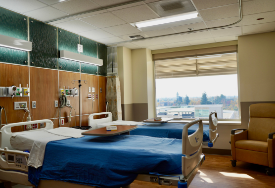 Photo of new patient beds in East 7.