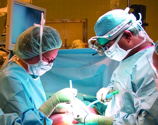 Surgical oncology procedure © UC Regents